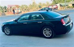 کرایسلەر 300